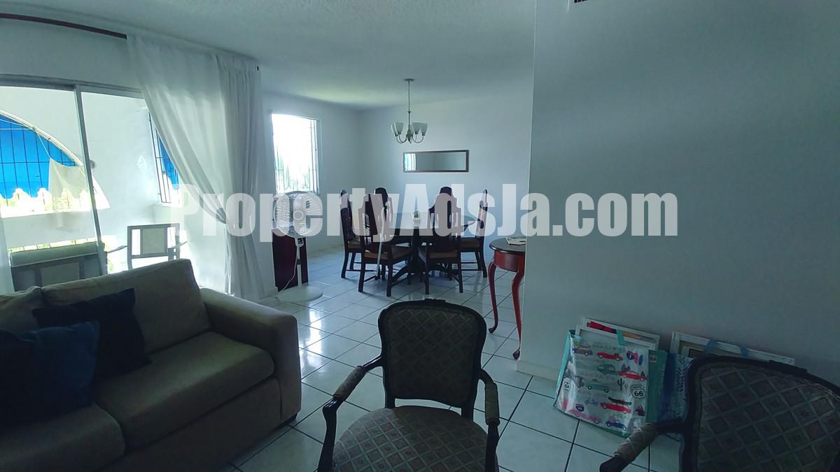 Apartment For Rent in Kingston 6, Kingston / St. Andrew Jamaica
