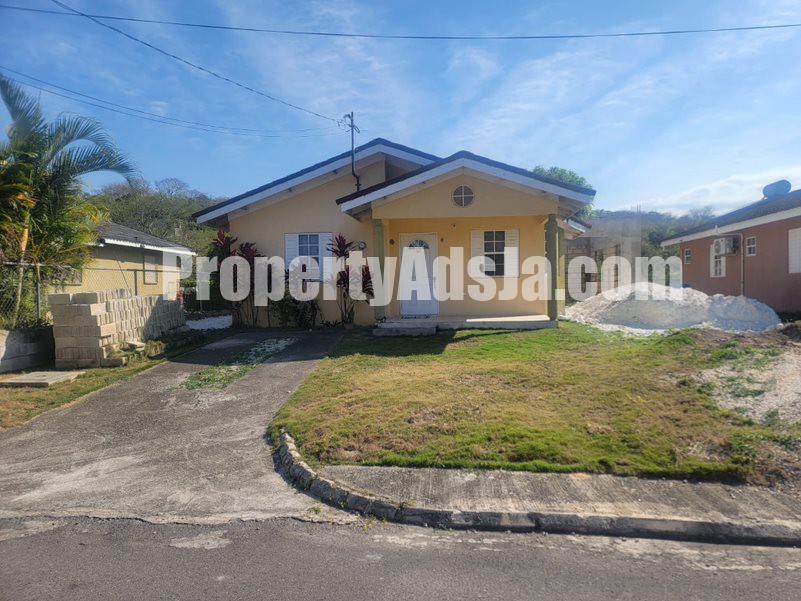 House For Sale in Stonebrook Vista Phase 2, Trelawny Jamaica