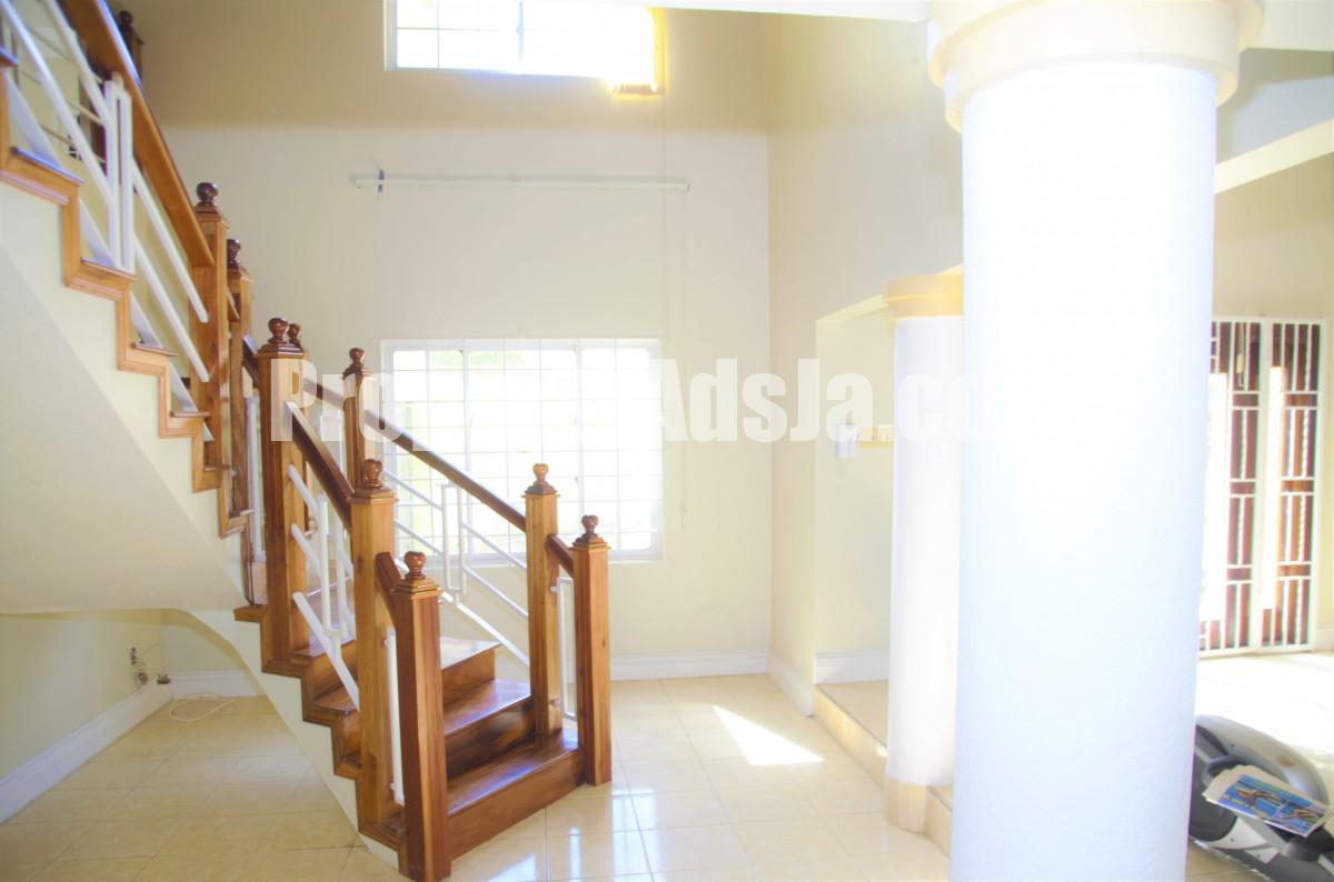 House For Rent in Ingleside, Manchester Jamaica