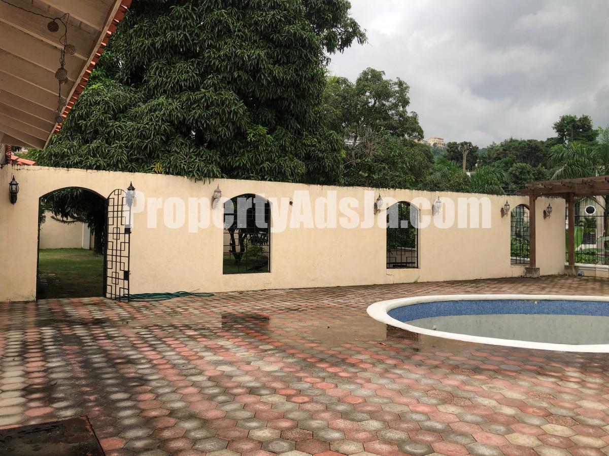 House For Sale in Cherry Gardens, Kingston / St. Andrew Jamaica