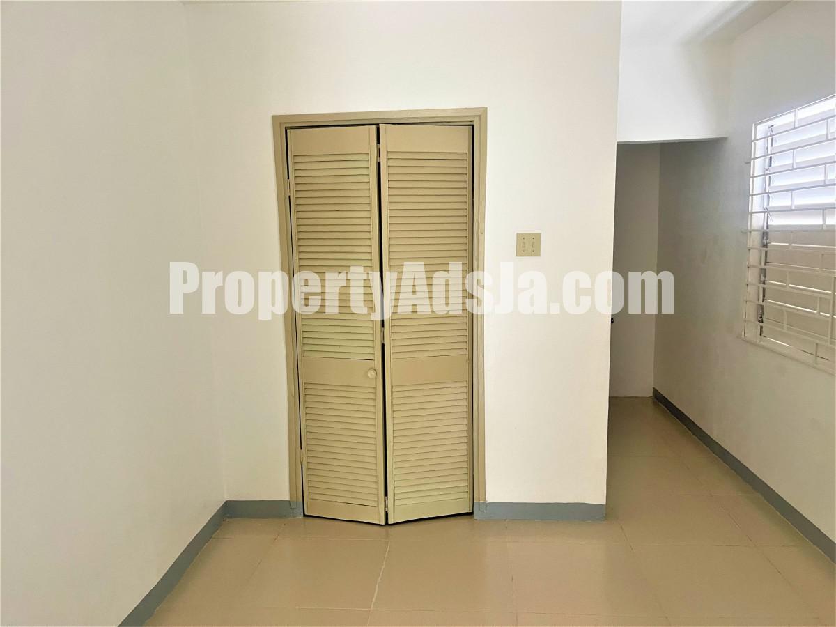 House For Rent in GRAHAM HEIGHTS, Kingston / St. Andrew Jamaica