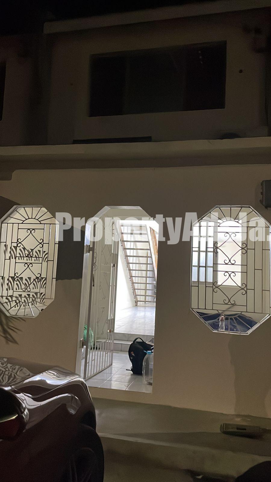 Townhouse For Rent in Redhills Road, Kingston / St. Andrew Jamaica