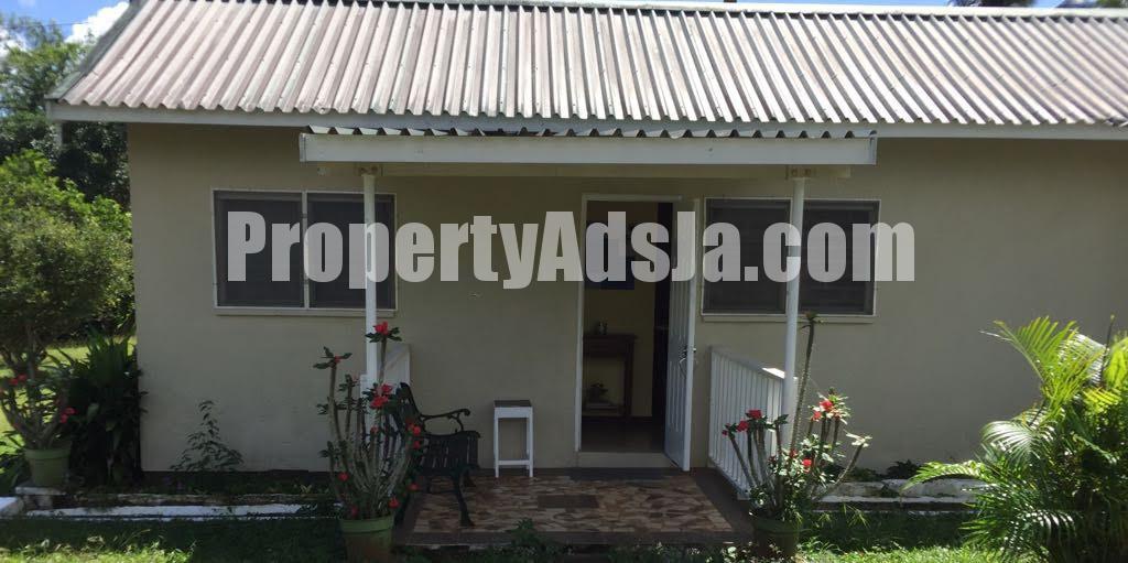 House For Sale in Ewarton, St. Catherine Jamaica