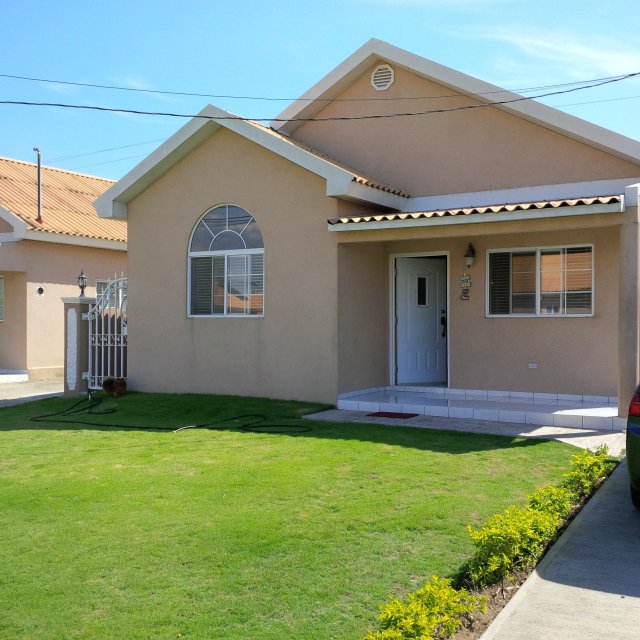 House For Rent in Caribbean Estates, St. Catherine Jamaica