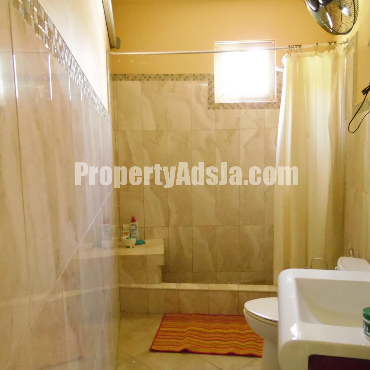 House For Rent in Copacabana, Kingston / St. Andrew Jamaica