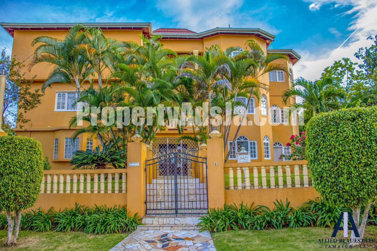 House For Sale in Ingleside, Manchester Jamaica