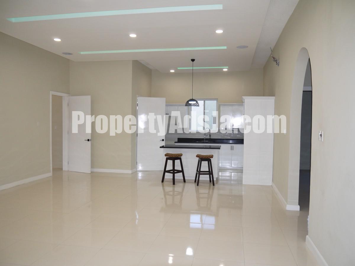 House For Sale in Mona Heights, Kingston / St. Andrew Jamaica