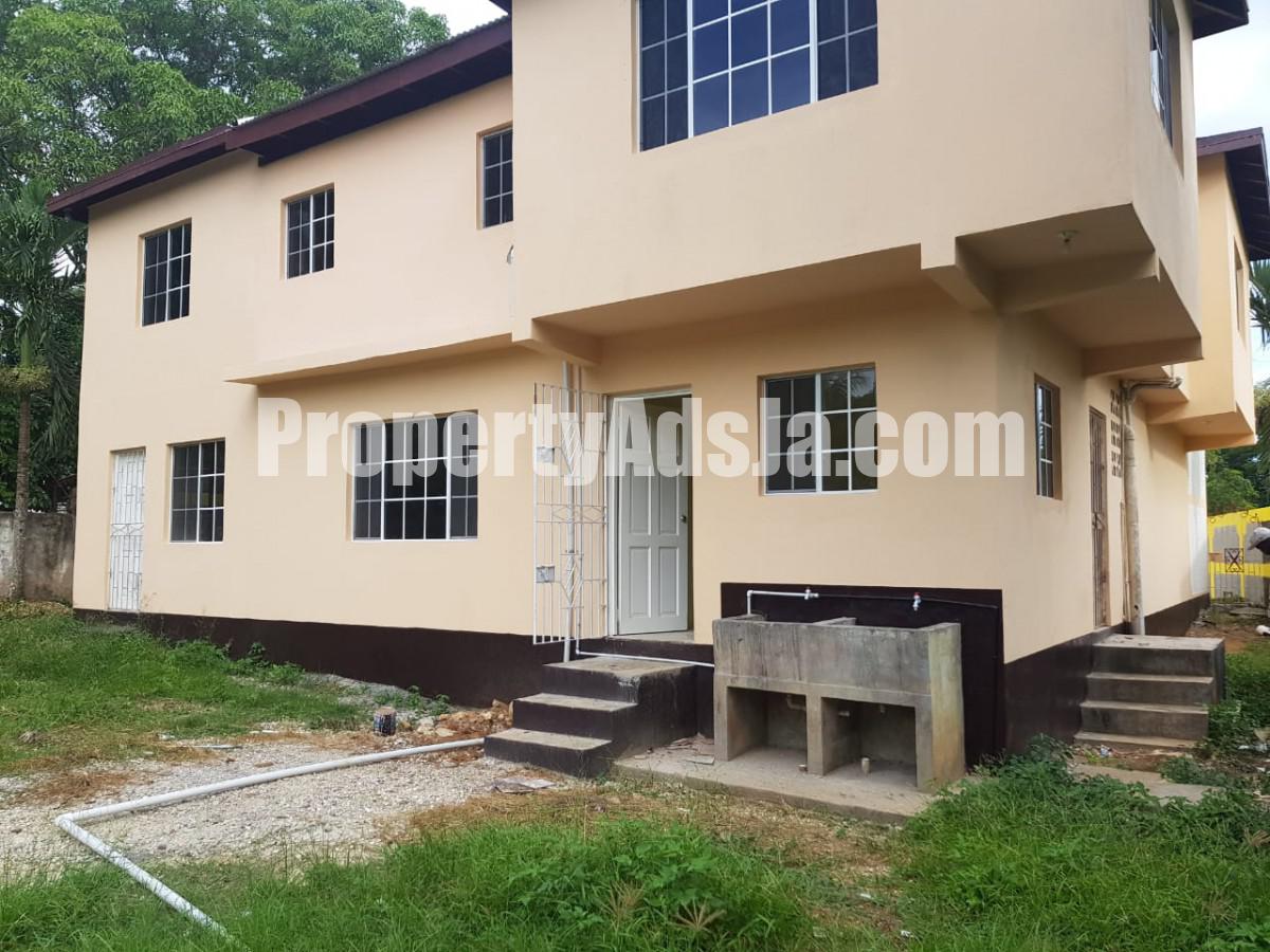 House For Sale in Bog Walk, St. Catherine Jamaica