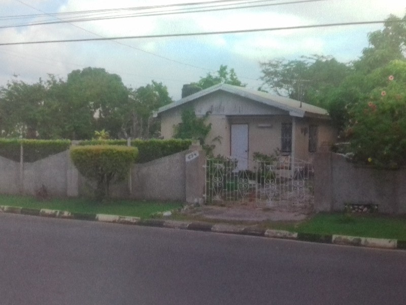 House For Sale in Fairview, St. Catherine Jamaica