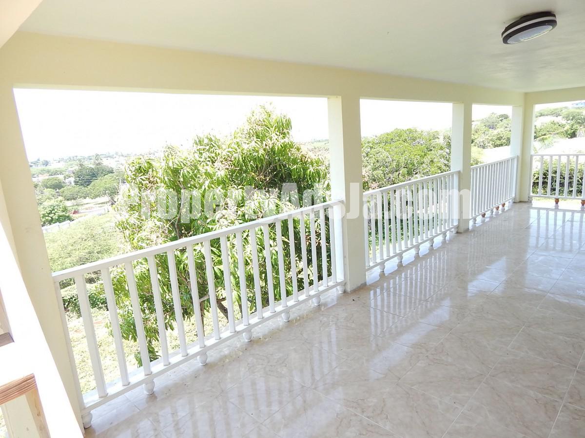House For Sale in Treasure Beach, St. Elizabeth Jamaica