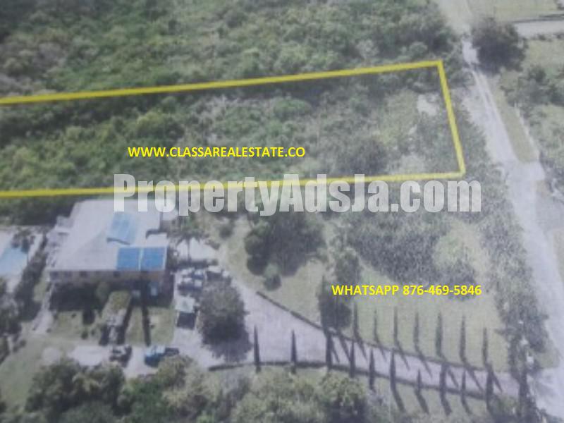 Residential lot For Sale in CORAL GARDENS, St. James Jamaica