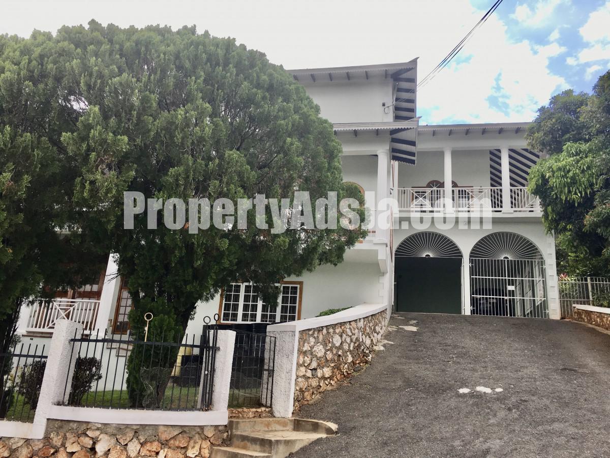 House For Sale in Chancery Hall, Kingston / St. Andrew Jamaica