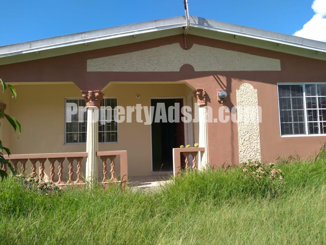 House For Sale in Retreat, St. Thomas Jamaica