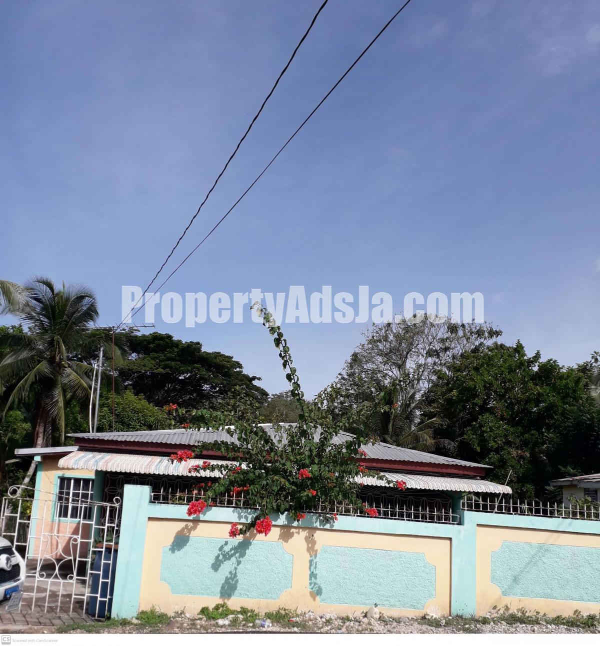 House For Sale in Richmond, St. Mary Jamaica