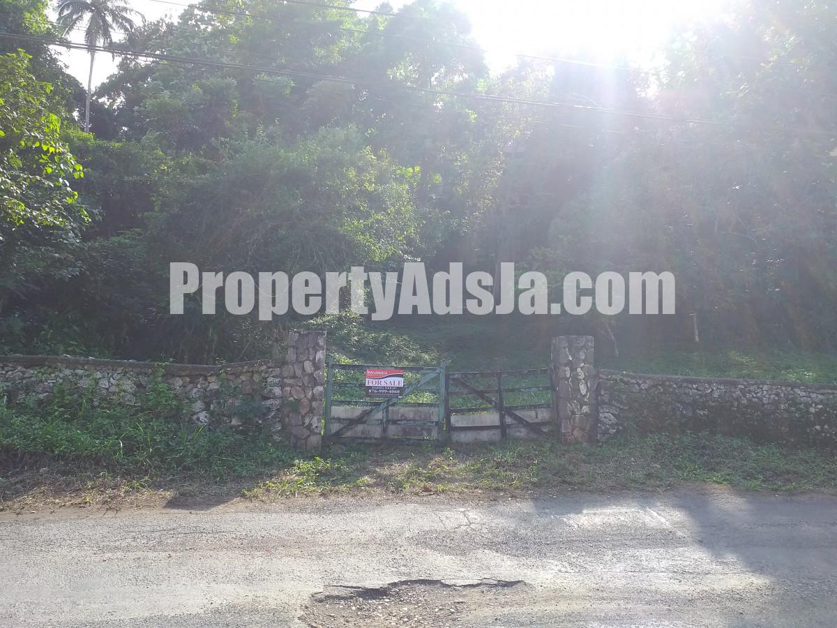 Residential lot For Sale in Sherbourne heights, Kingston / St. Andrew