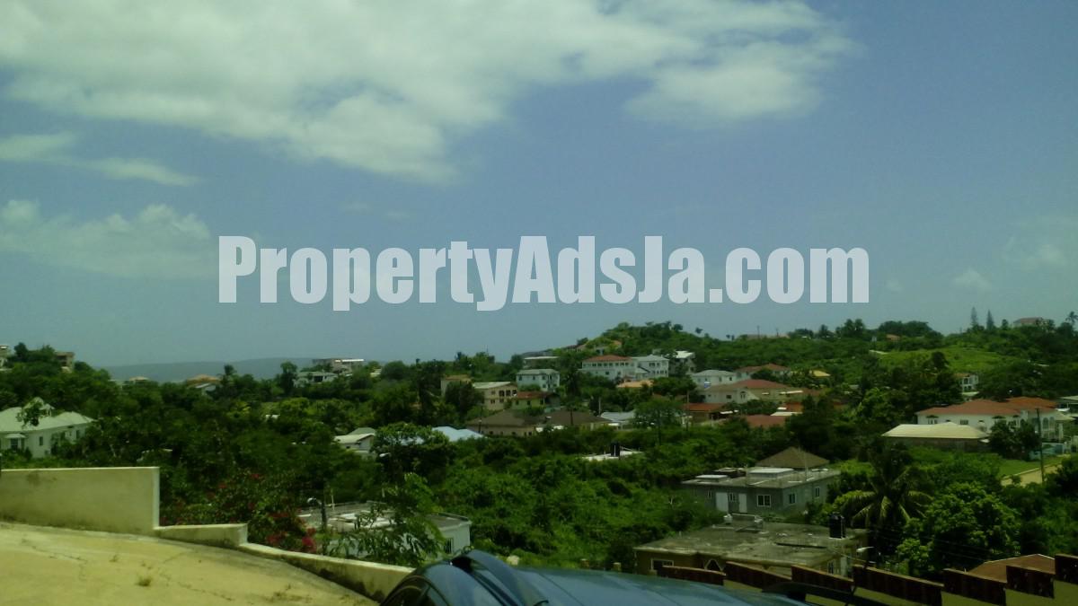 House For Rent in St Jago Heights, St. Catherine Jamaica