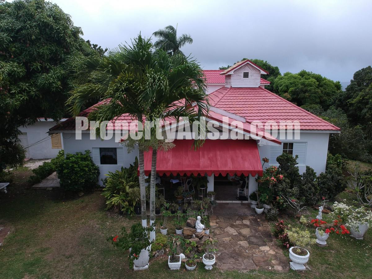 House For Sale in Highgate, St. Mary Jamaica