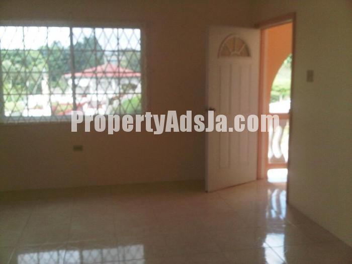 House For Sale in Dunsinane, Manchester Jamaica