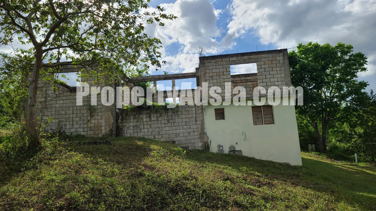 House For Sale in Leeds, St. Elizabeth Jamaica