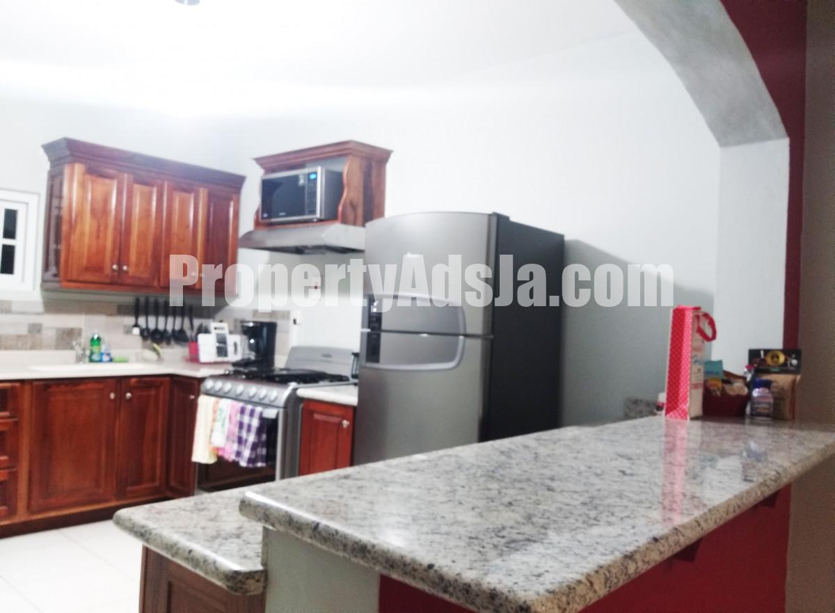 House For Rent in Pembroke hall, Kingston / St. Andrew Jamaica