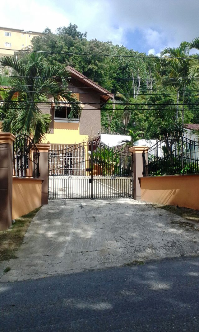 House For Rent in Norbrook, Kingston / St. Andrew Jamaica
