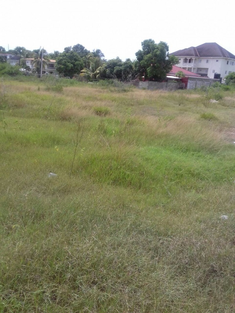 Residential lot For Sale in Glenmuir clarendon, Clarendon Jamaica