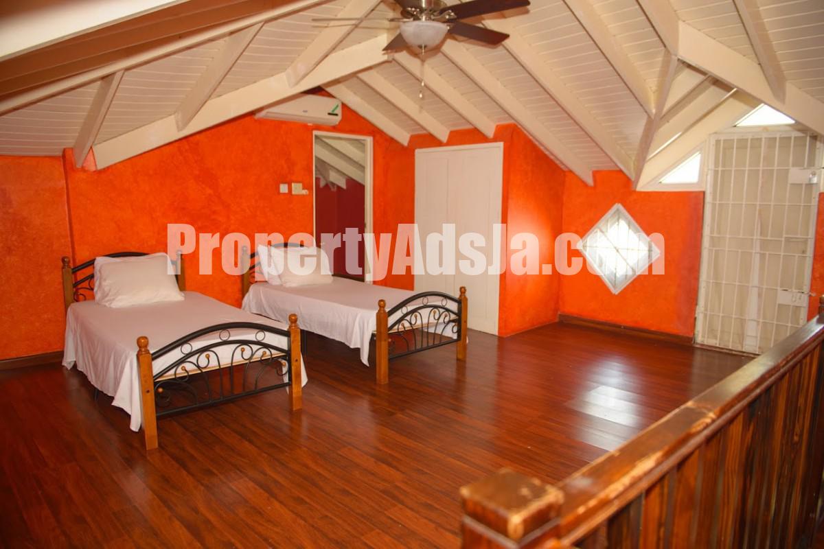 Apartment For Rent in Kingston 10, Kingston / St. Andrew Jamaica