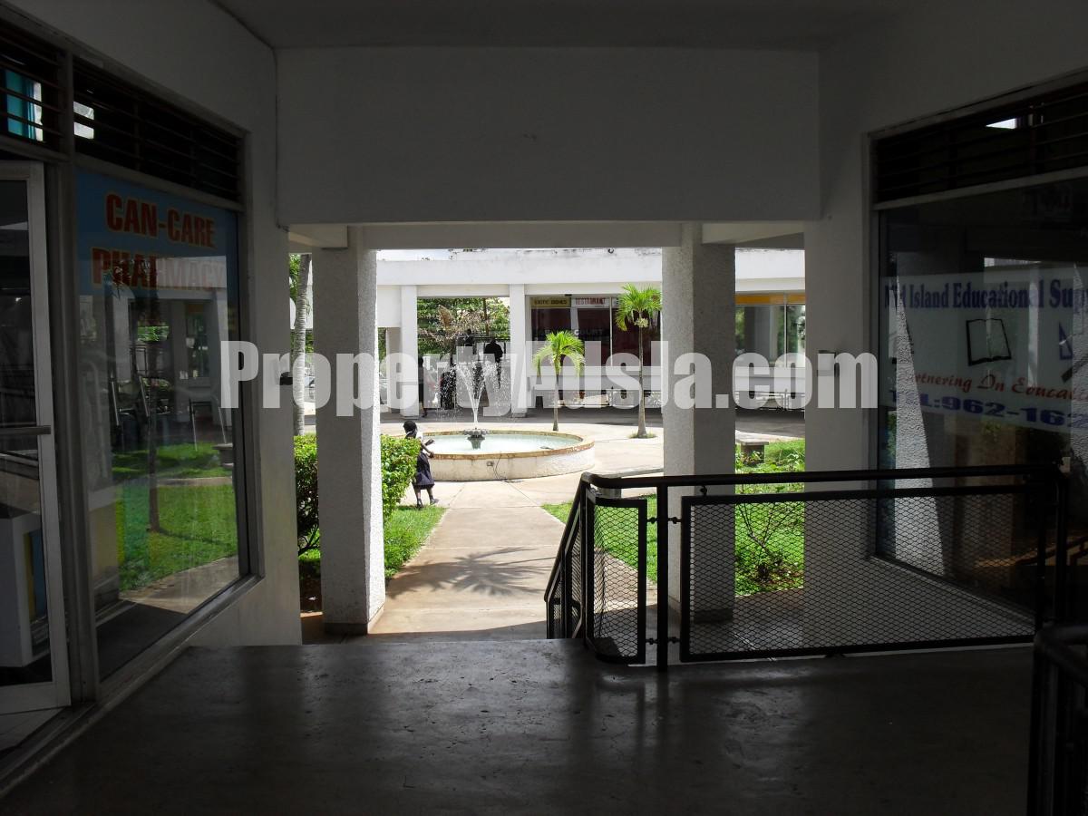 Commercial building For Sale in Mandeville, Manchester Jamaica