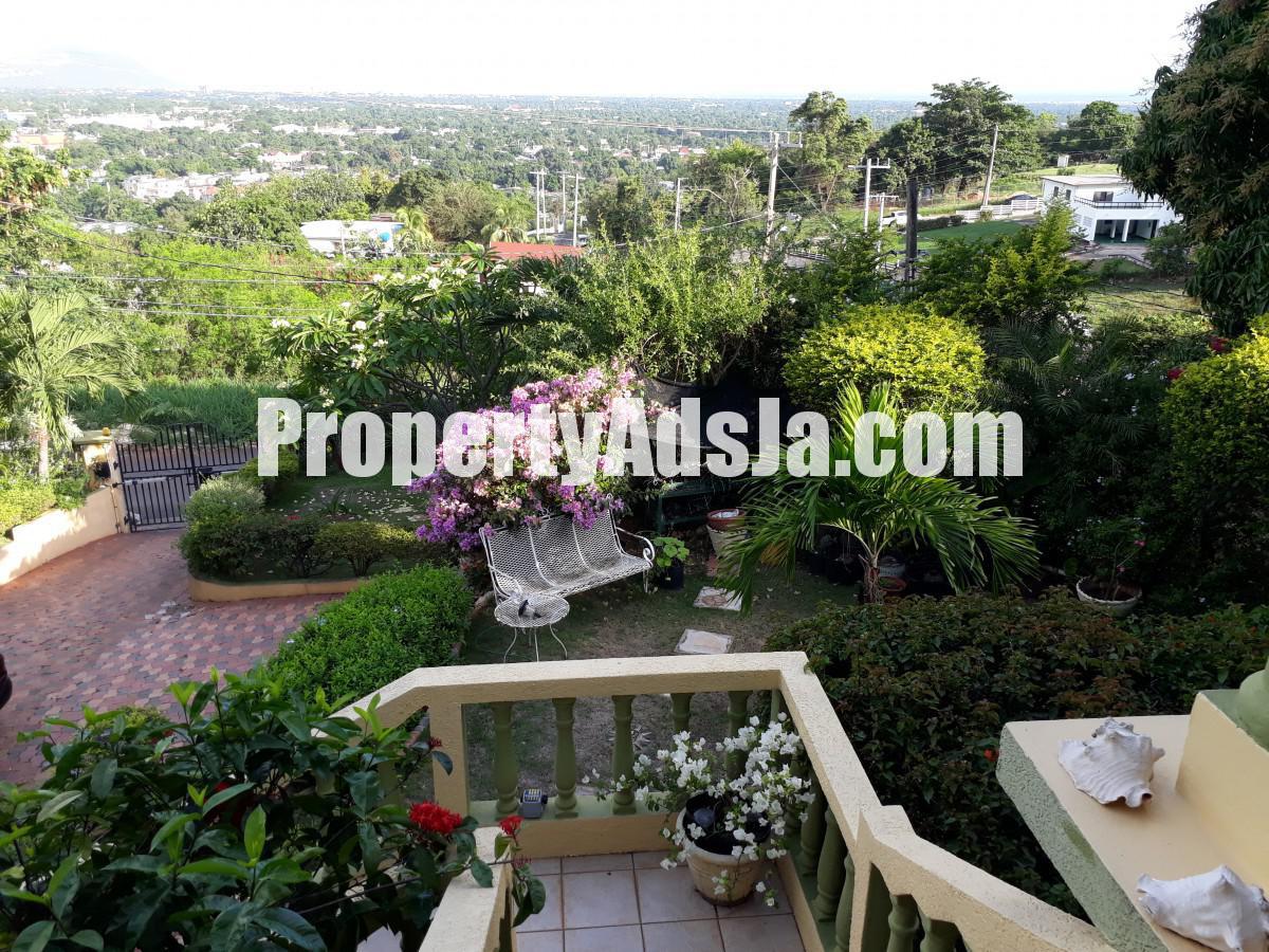 House For Sale in Mayfair Red Hills, Kingston / St. Andrew Jamaica