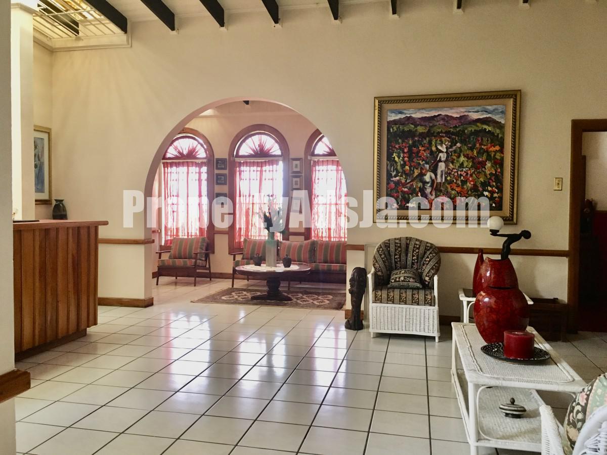 House For Sale in Chancery Hall, Kingston / St. Andrew Jamaica