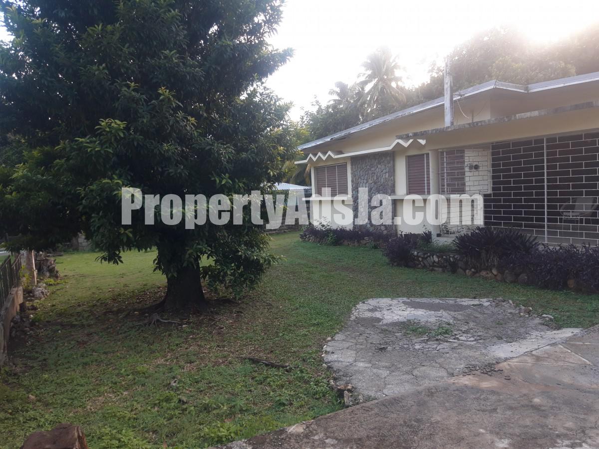 House For Sale in Stony Hill, Kingston / St. Andrew Jamaica