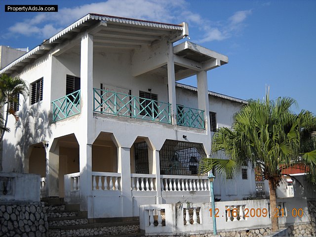 House For Sale in QUEEN HILL RED HILLS, Kingston / St ...