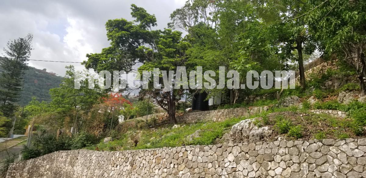 House For Sale in Havendale Heights, Kingston / St. Andrew Jamaica