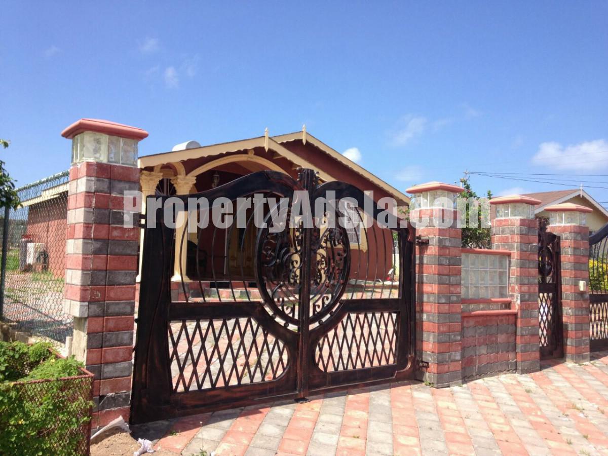 House For Rent in FLORENCE HALL, Trelawny Jamaica