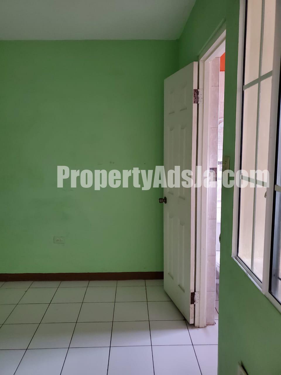 Townhouse For Rent in Patrick City, Kingston / St. Andrew Jamaica