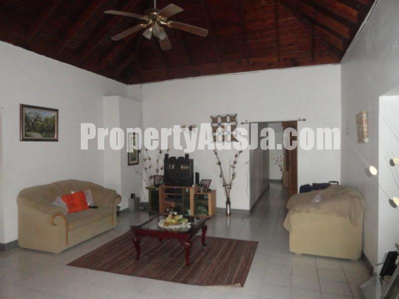 House For Rent in WESTGATE HILLS, St. James Jamaica