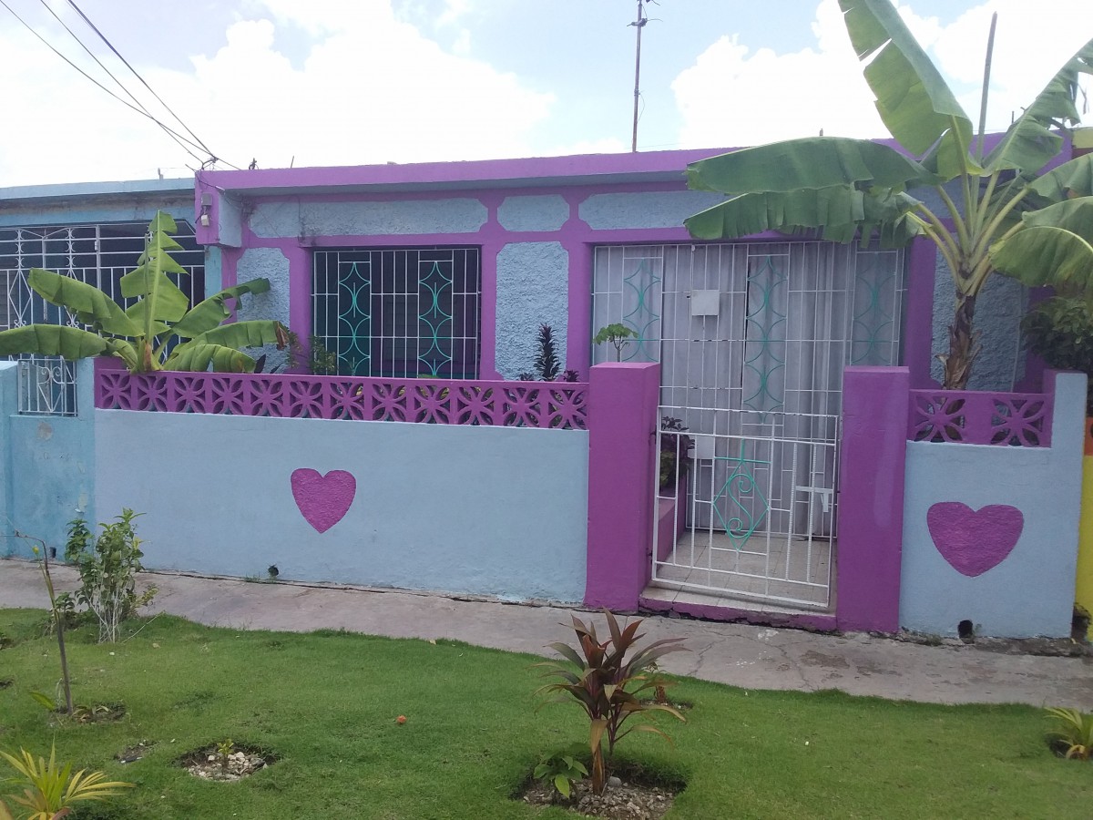 House For Sale in Waterford, St. Catherine Jamaica