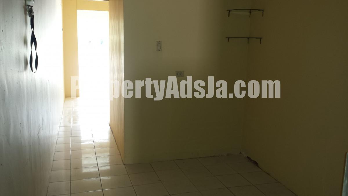 Townhouse For Sale in Gregory Park Portmore, St. Catherine Jamaica