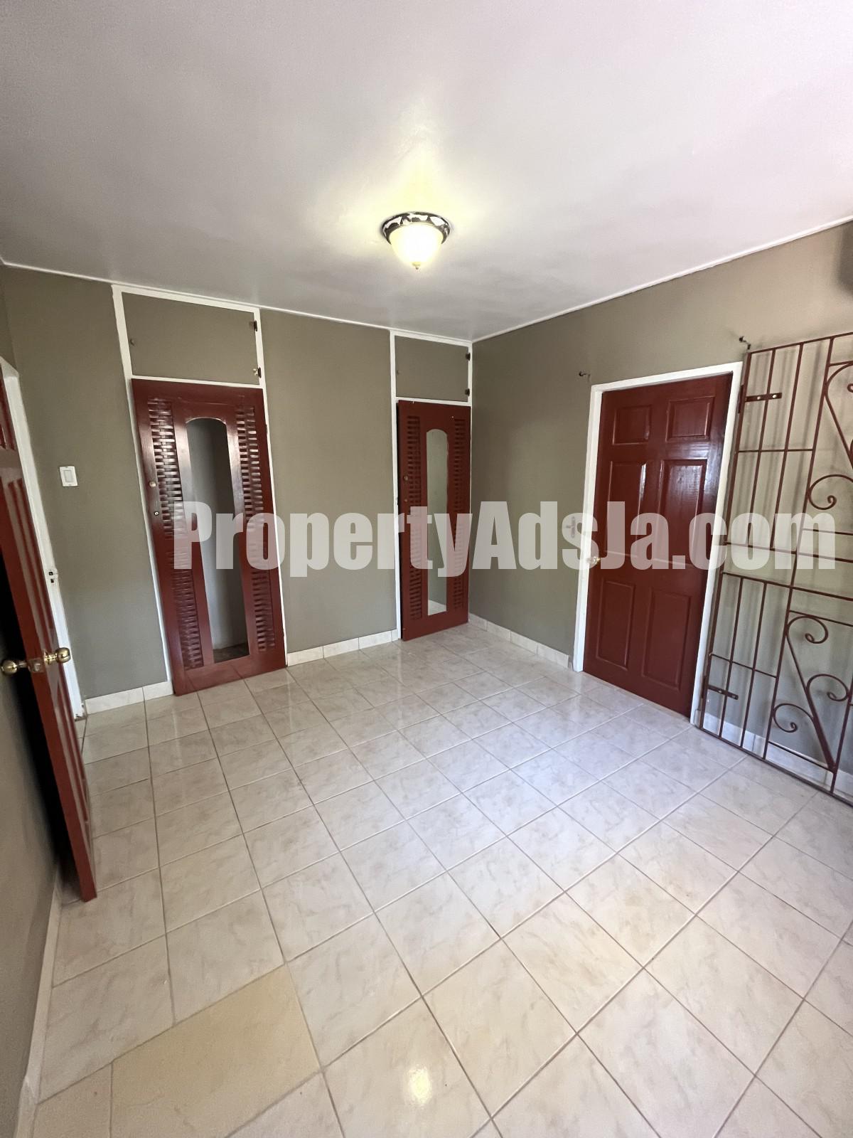 Flat For Rent in Mandeville, Manchester Jamaica