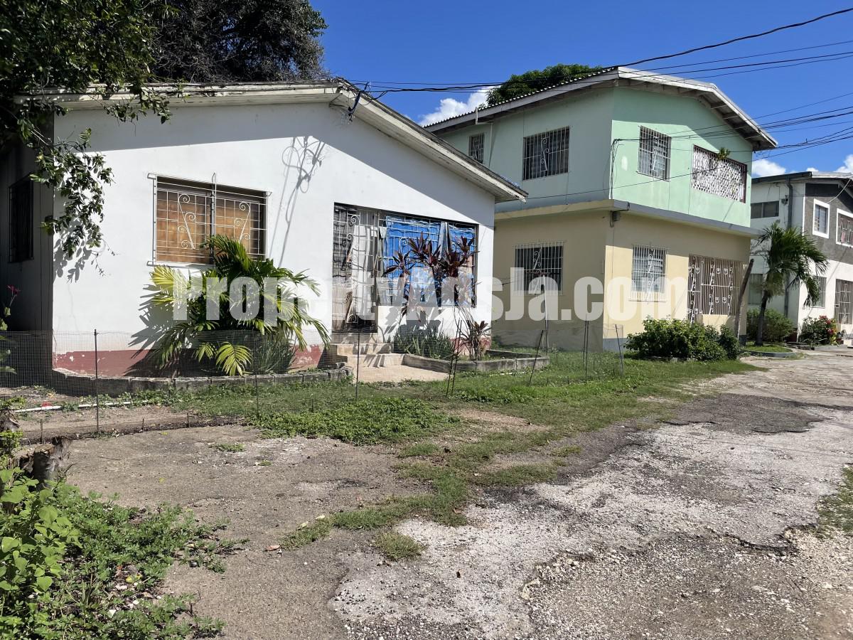 Apartment For Sale in Kingston 19, Kingston / St. Andrew Jamaica