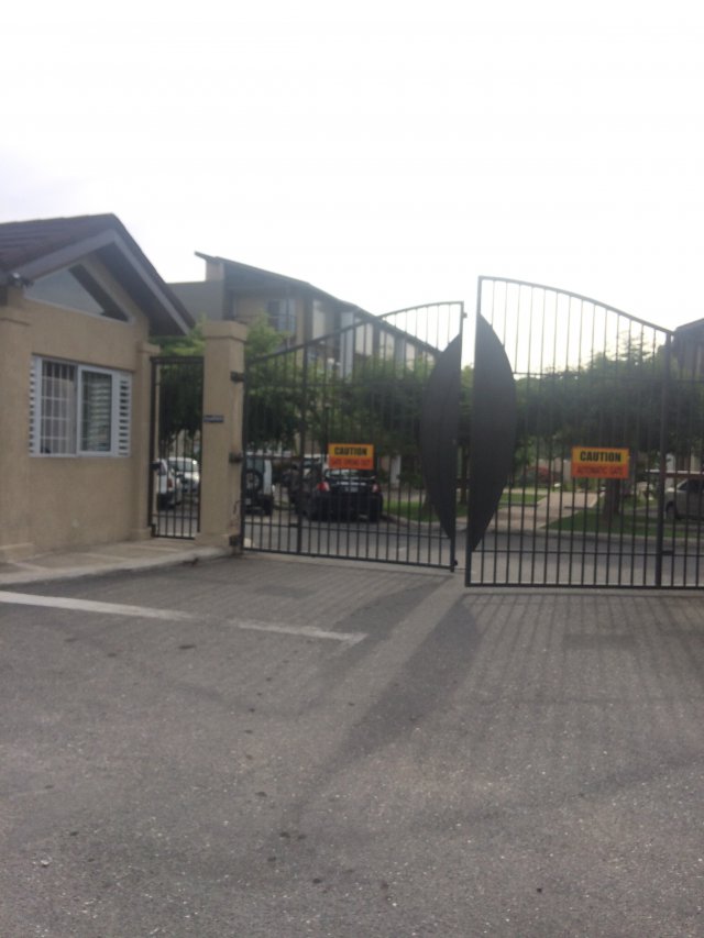 Apartment For Sale in MONA AREA, Kingston / St. Andrew Jamaica