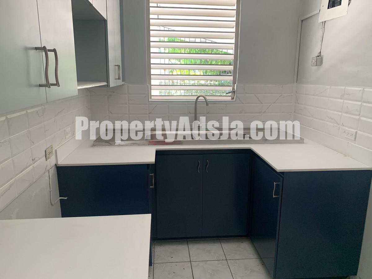 House For Rent in Mona, Kingston / St. Andrew Jamaica