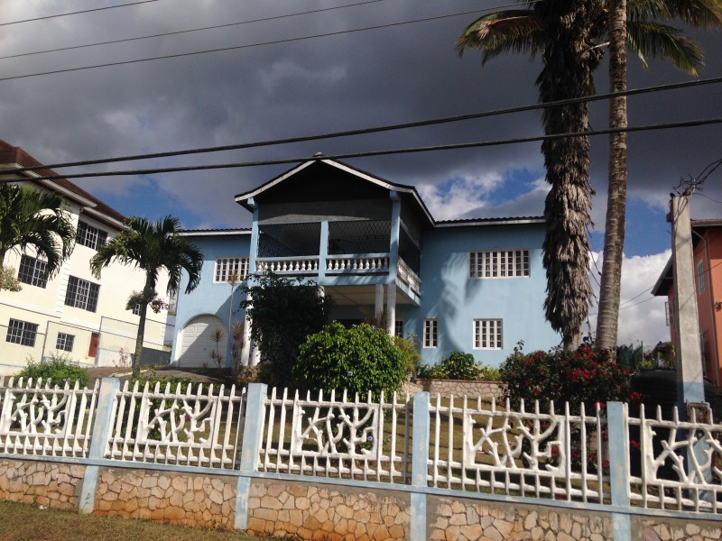 House For Sale in Hibiscus Drive, Manchester Jamaica