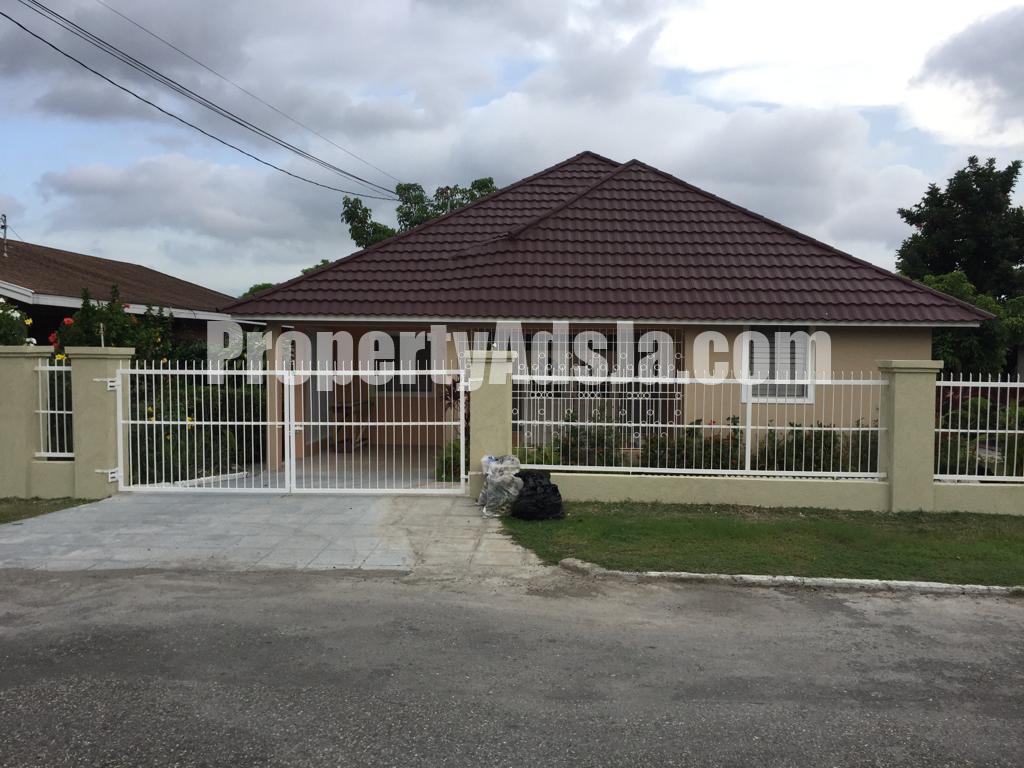 House For Rent in Aylsham, Kingston / St. Andrew Jamaica