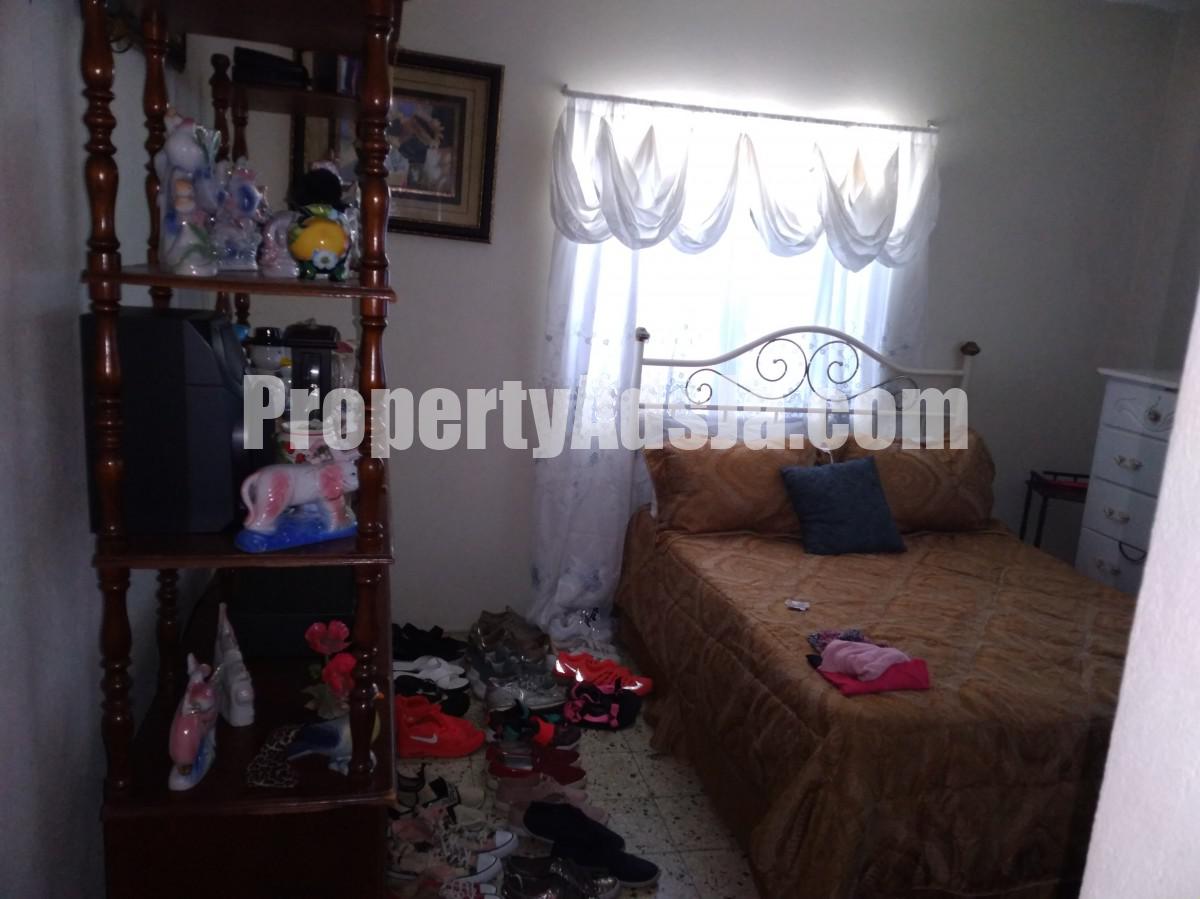 House For Sale in Hughenden, Kingston / St. Andrew Jamaica