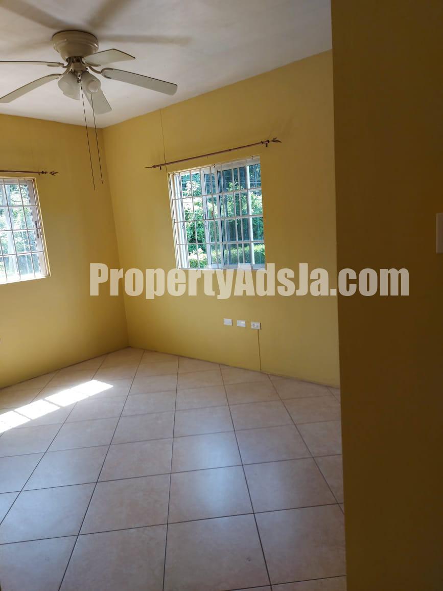 Apartment For Rent in Old Stony Hill, Kingston / St. Andrew Jamaica