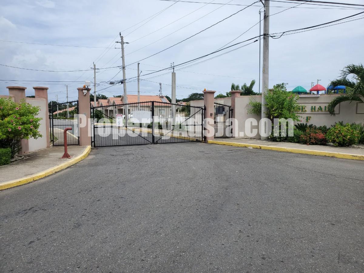House For Sale in Caymanas Estate, St. Catherine Jamaica