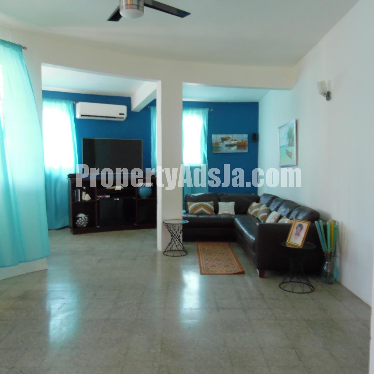 House For Rent in Copacabana, Kingston / St. Andrew Jamaica