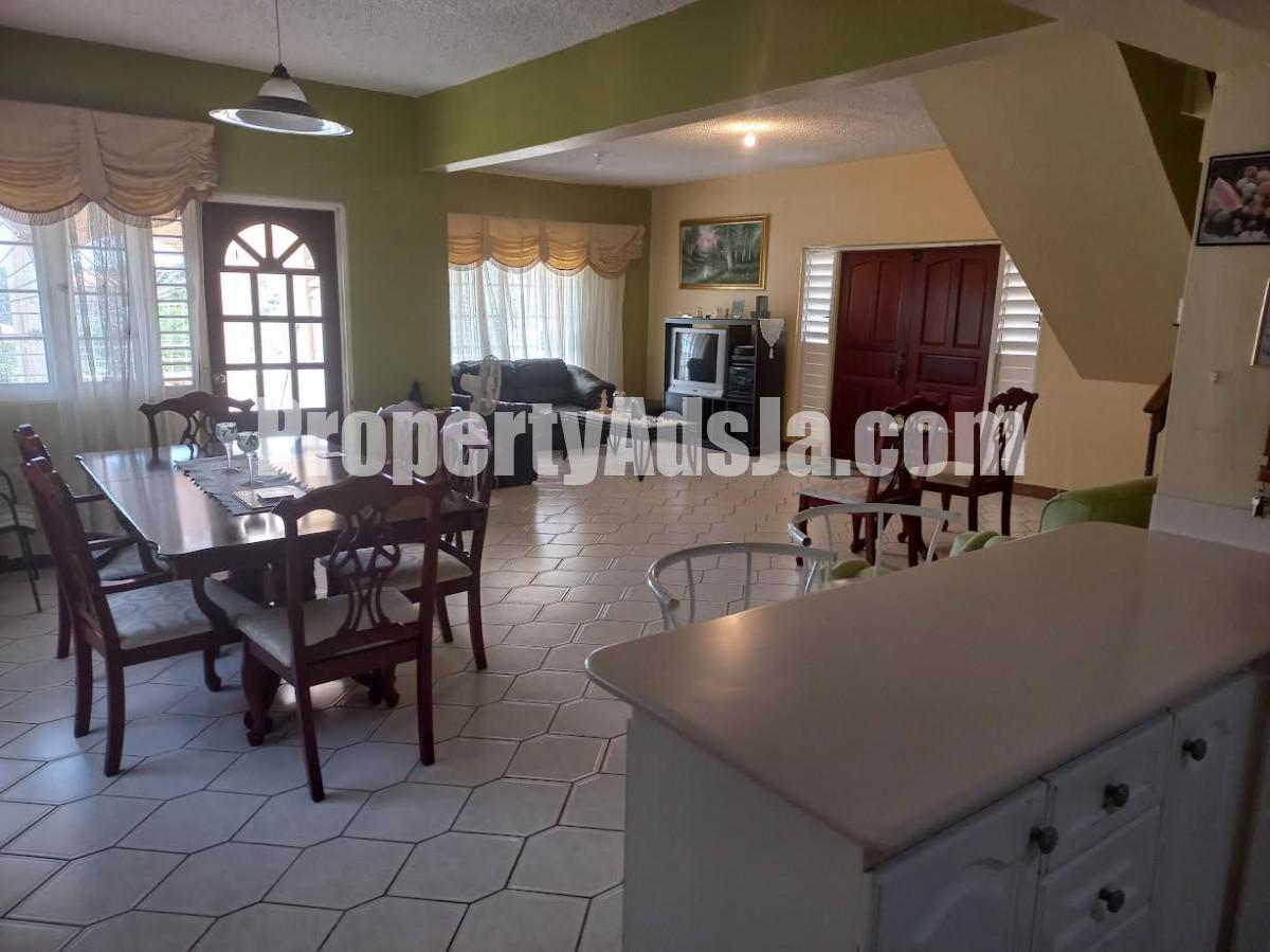 House For Sale in Greenacres, St. Catherine Jamaica