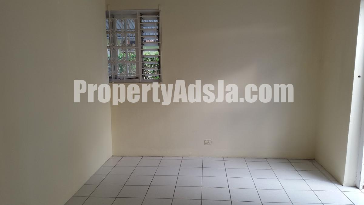 Apartment For Rent in Mona Kgn 6, Kingston / St. Andrew Jamaica